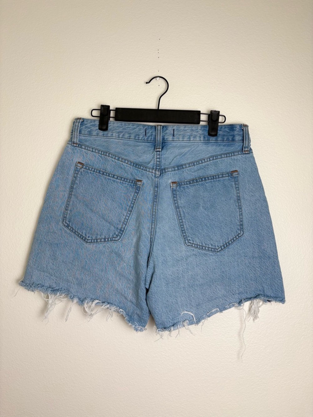 Abercrombie & Fitch The Loose Short High Rise in Light Blue Size 28 - Picture 2 of 6
